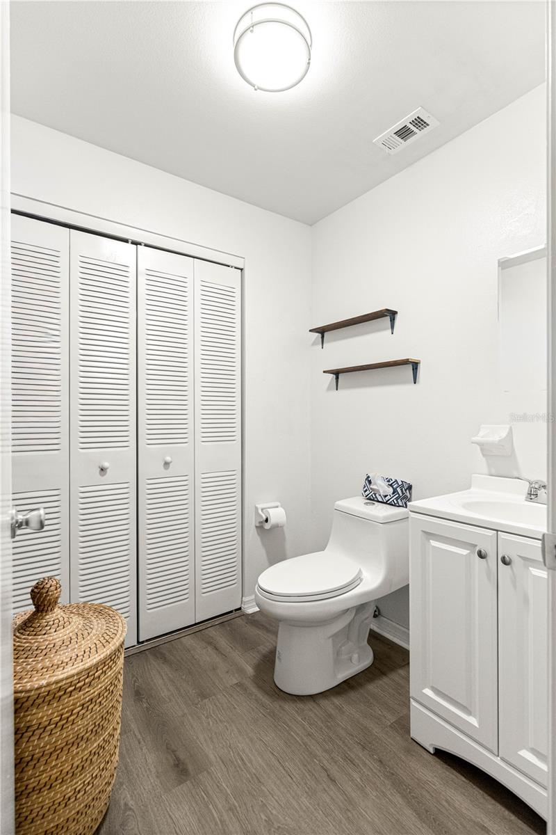 1905 Virginia Ave Property Photo 20