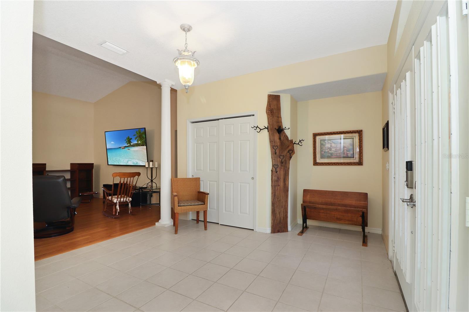 21300 Royal St Georges Ln Property Photo 5