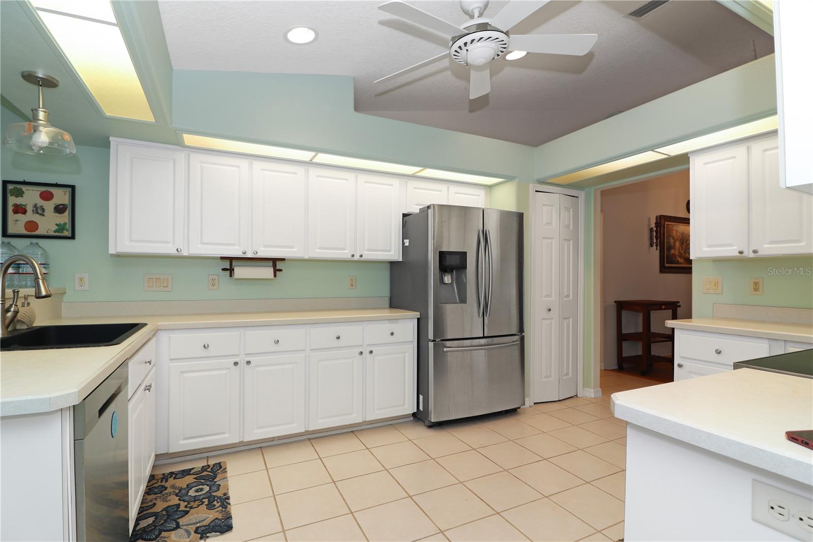 21300 Royal St Georges Ln Property Photo 10