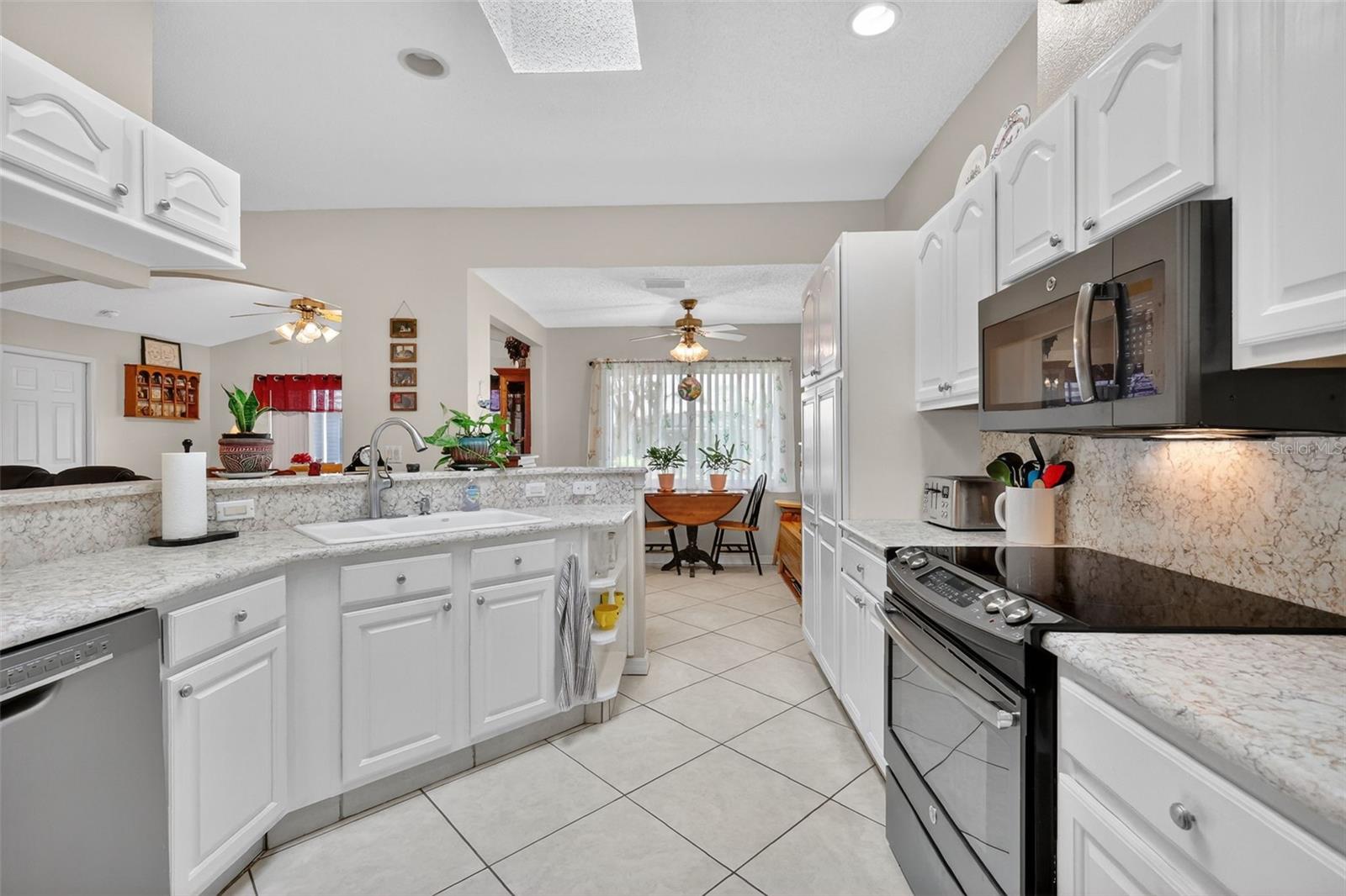 21811 King Henry Ave Property Photo 30