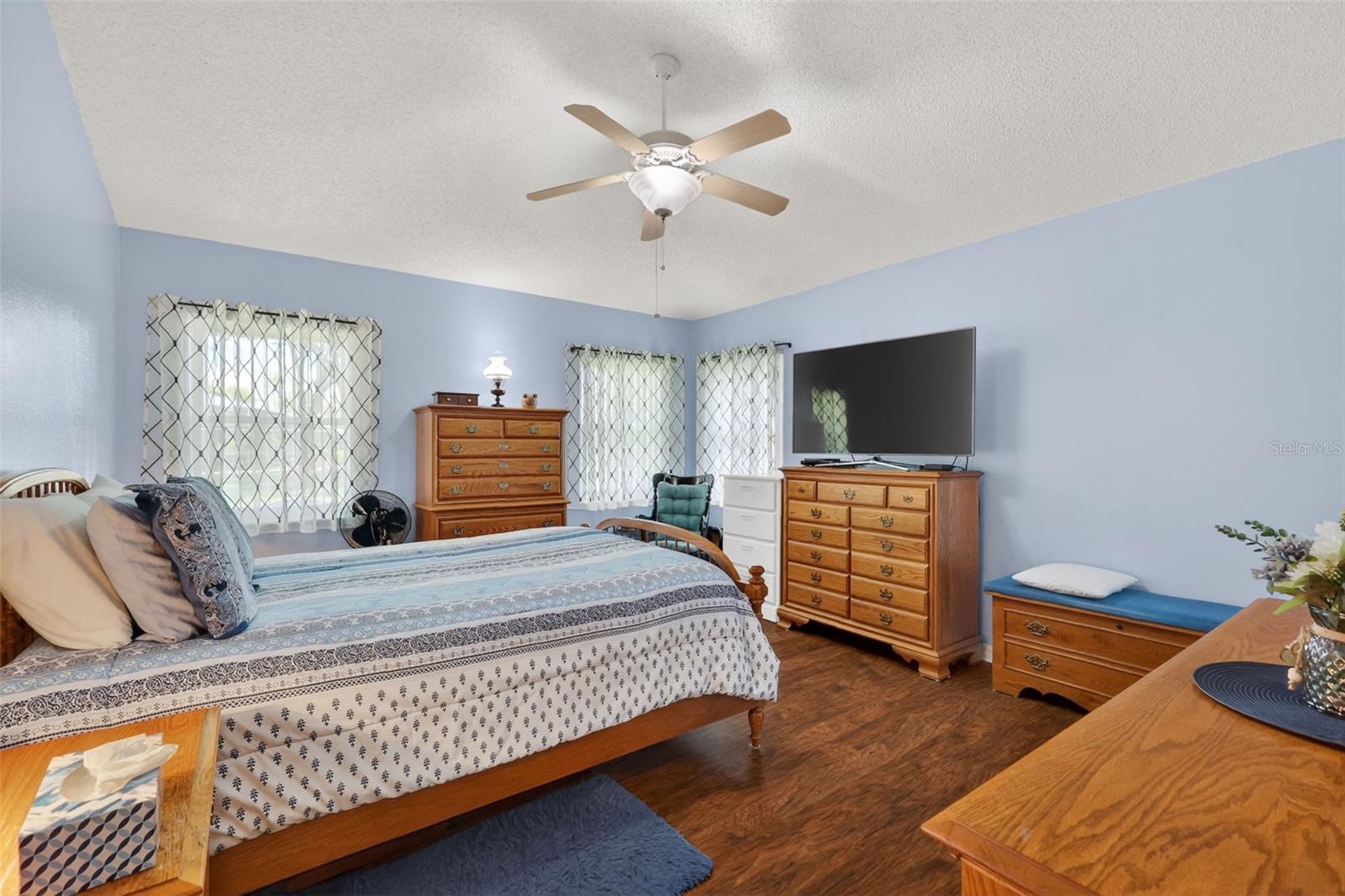 21811 King Henry Ave Property Photo 31
