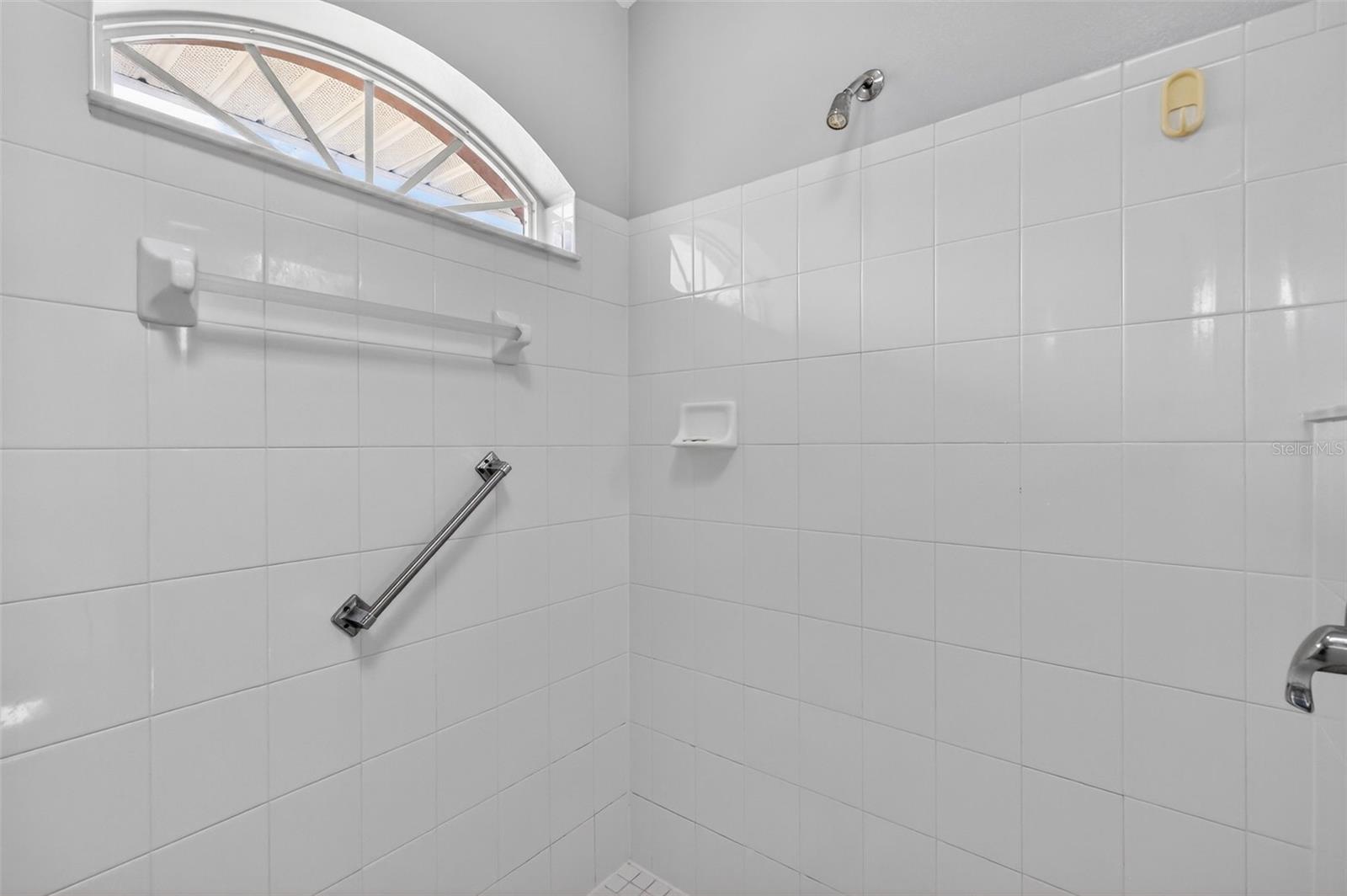 21811 King Henry Ave Property Photo 36