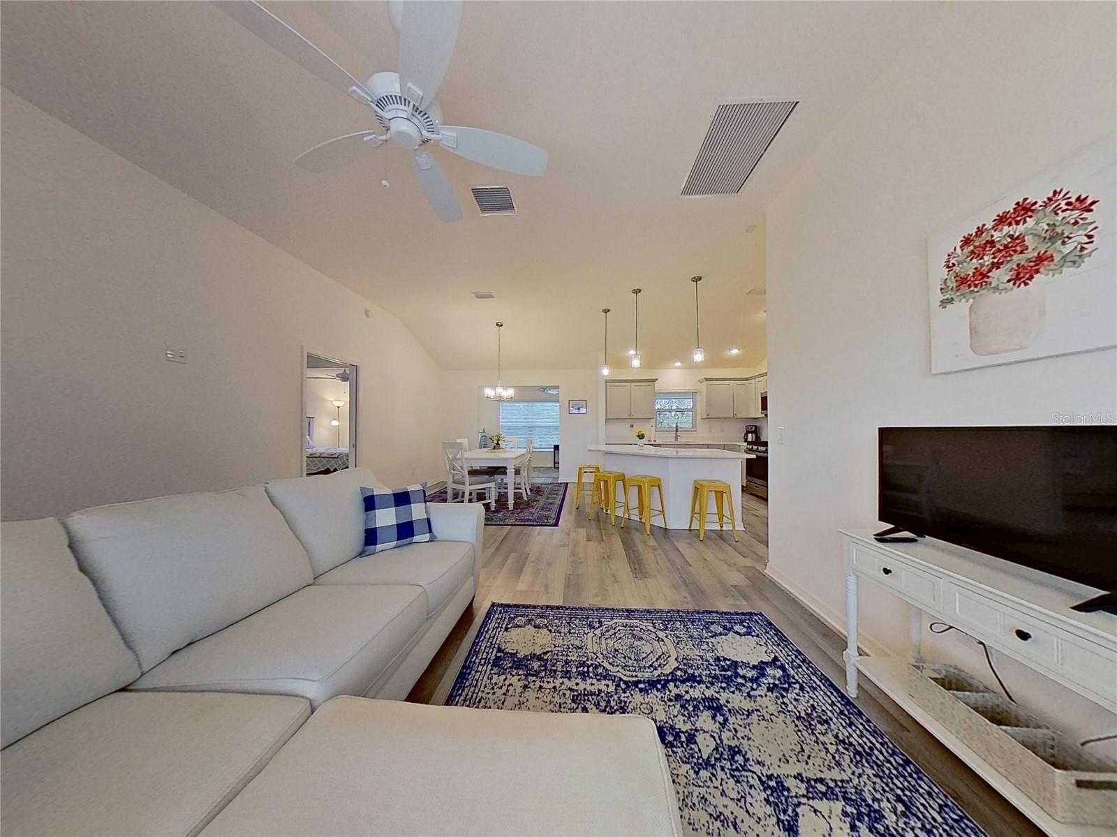 6522 Mcknight Loop Property Photo 8