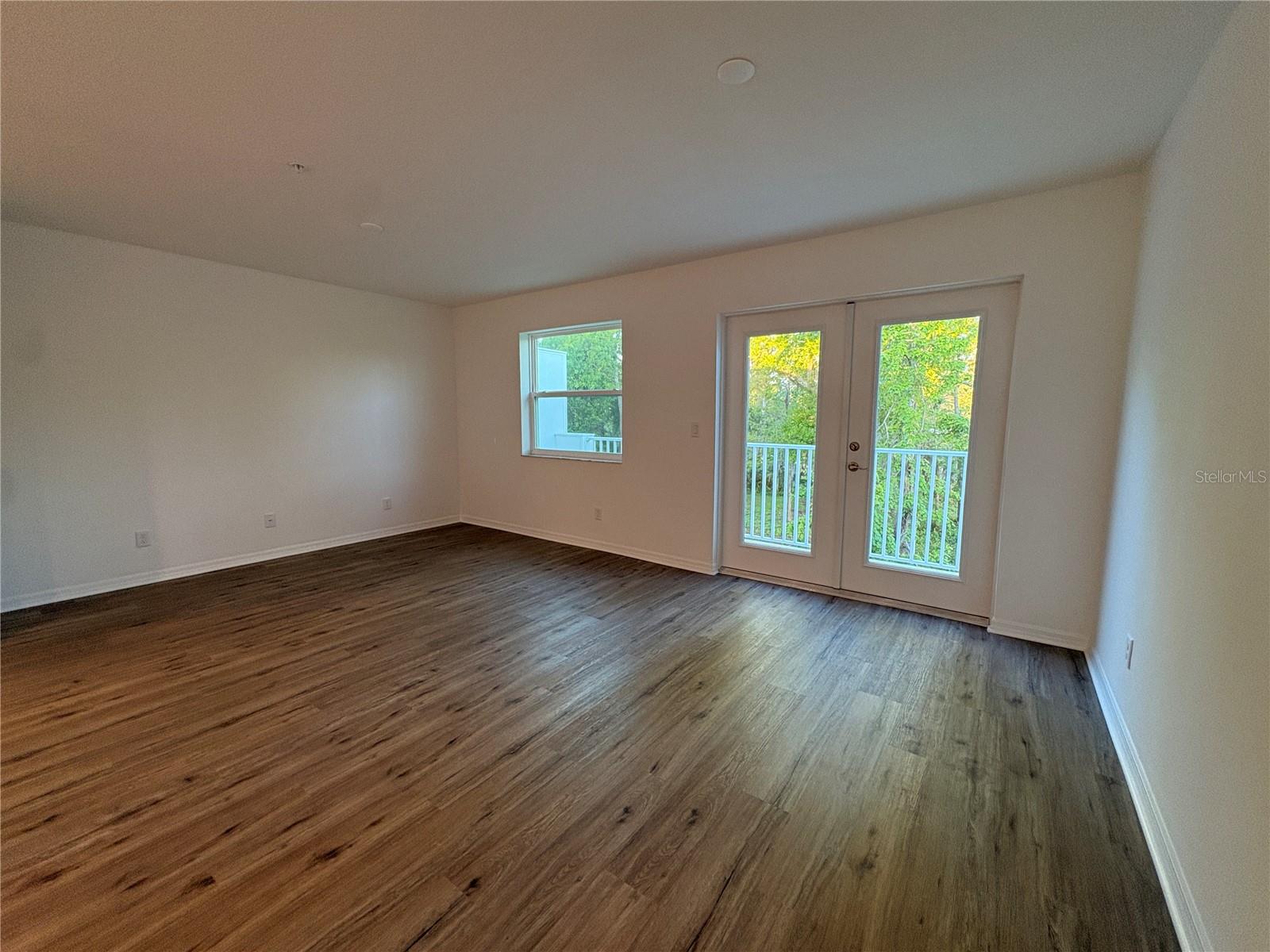 2525 6th Avenue Dr E Property Photo 9