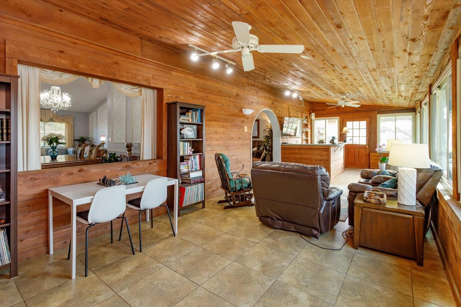 9237 Sabal Palm Cir Property Photo 32