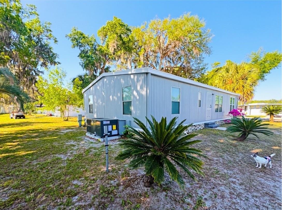108 N Timber Trl Property Photo 4