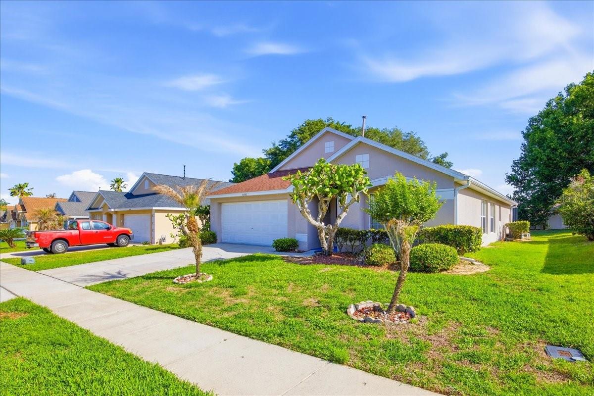 15702 Bay Vista Dr Property Photo 3