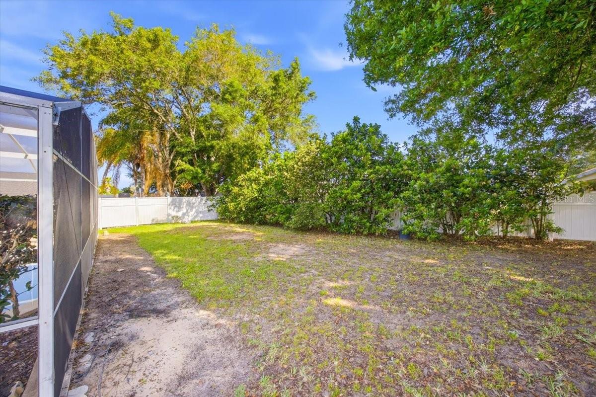 15702 Bay Vista Dr Property Photo 28