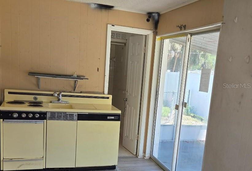 2306 Butler St Property Photo 10