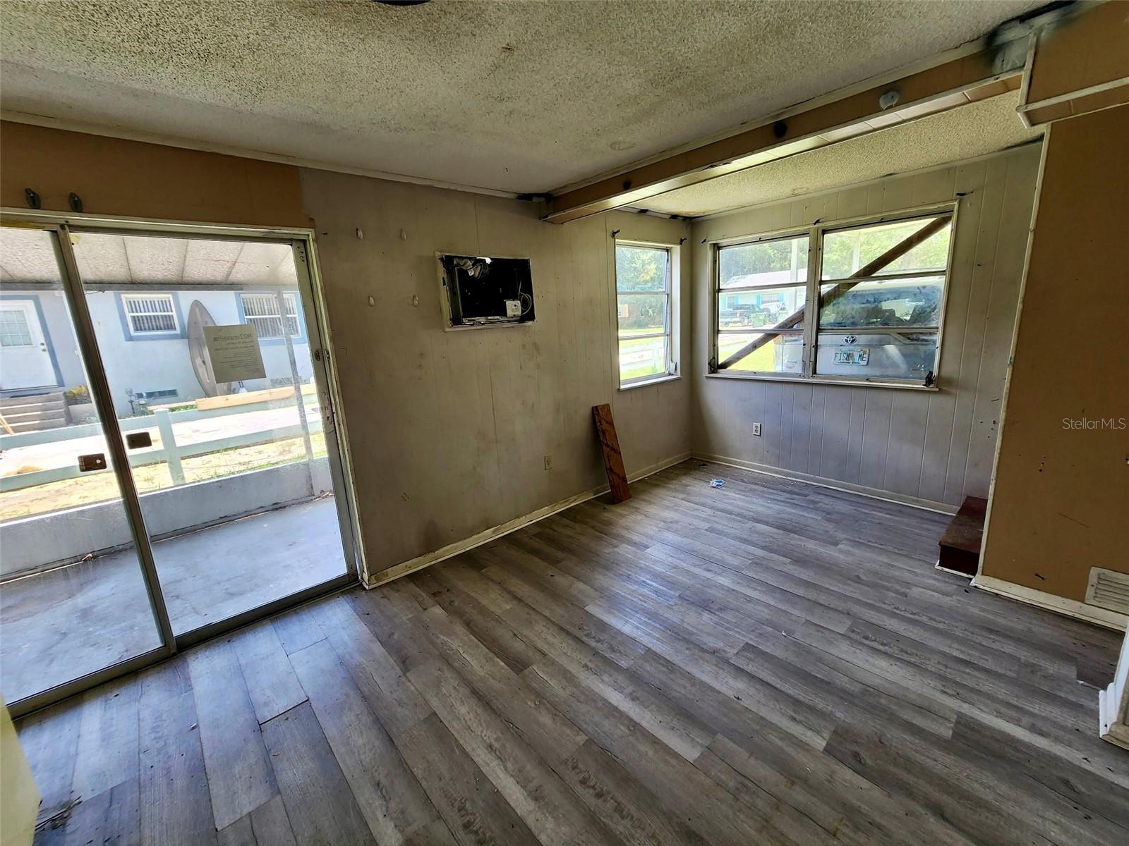 2306 Butler St Property Photo 12