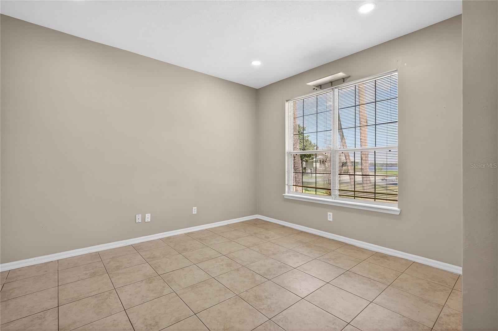 28931 Beauclaire Dr Property Photo 7