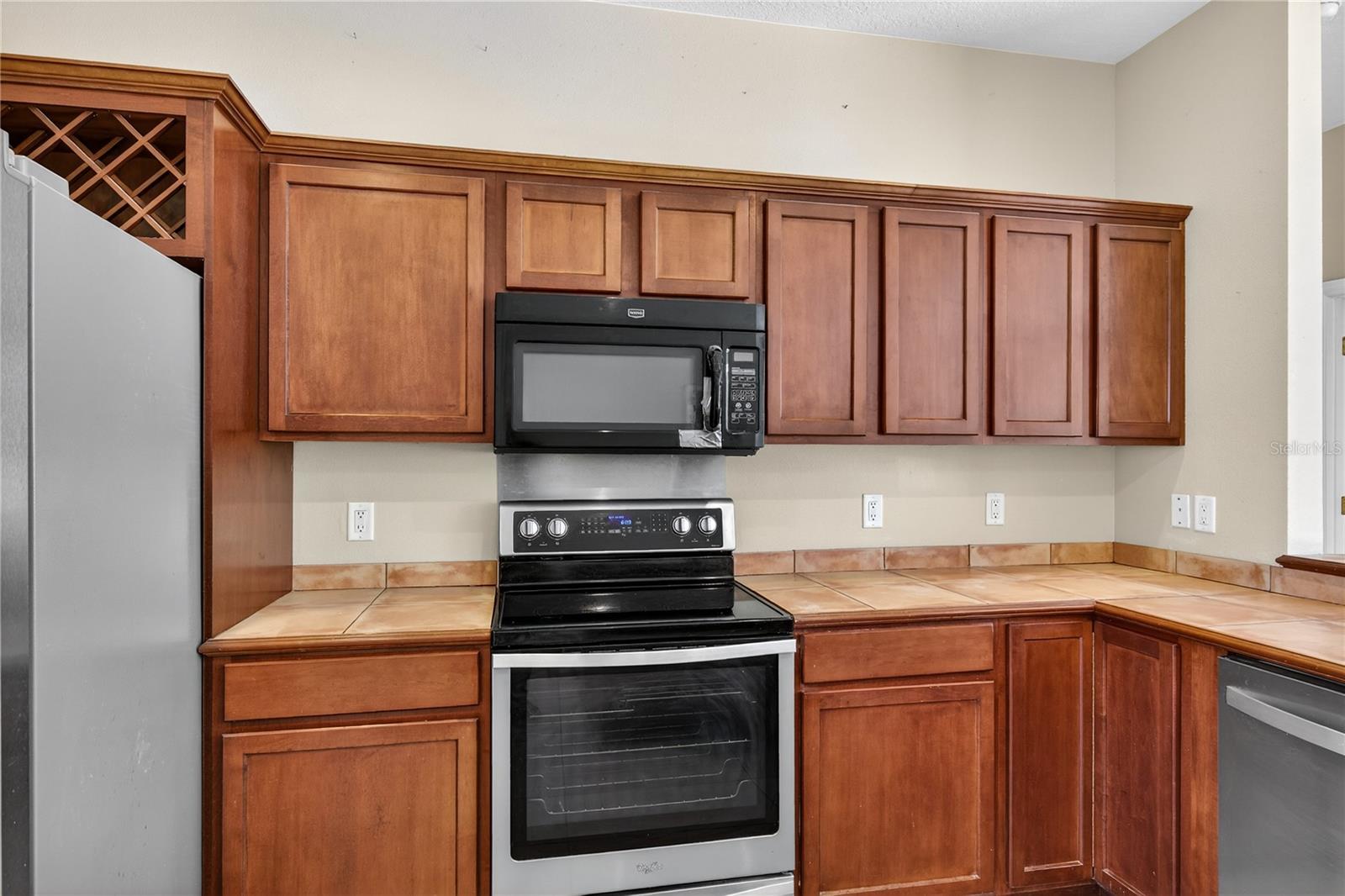 28931 Beauclaire Dr Property Photo 12