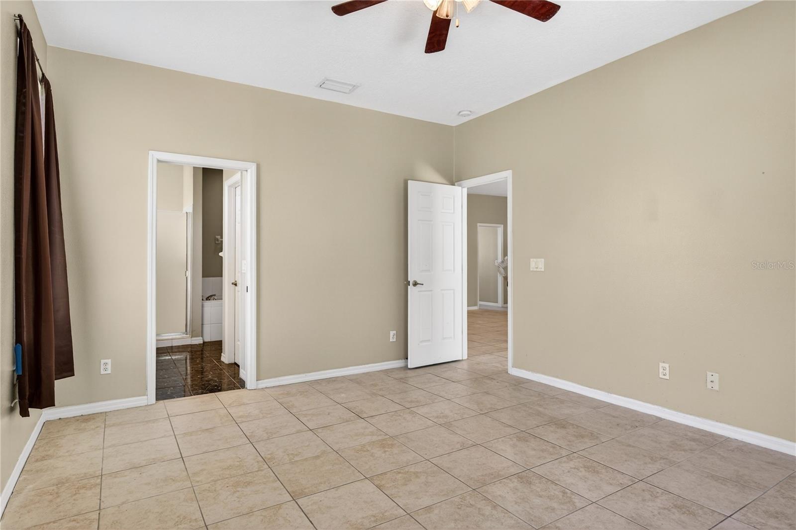 28931 Beauclaire Dr Property Photo 18
