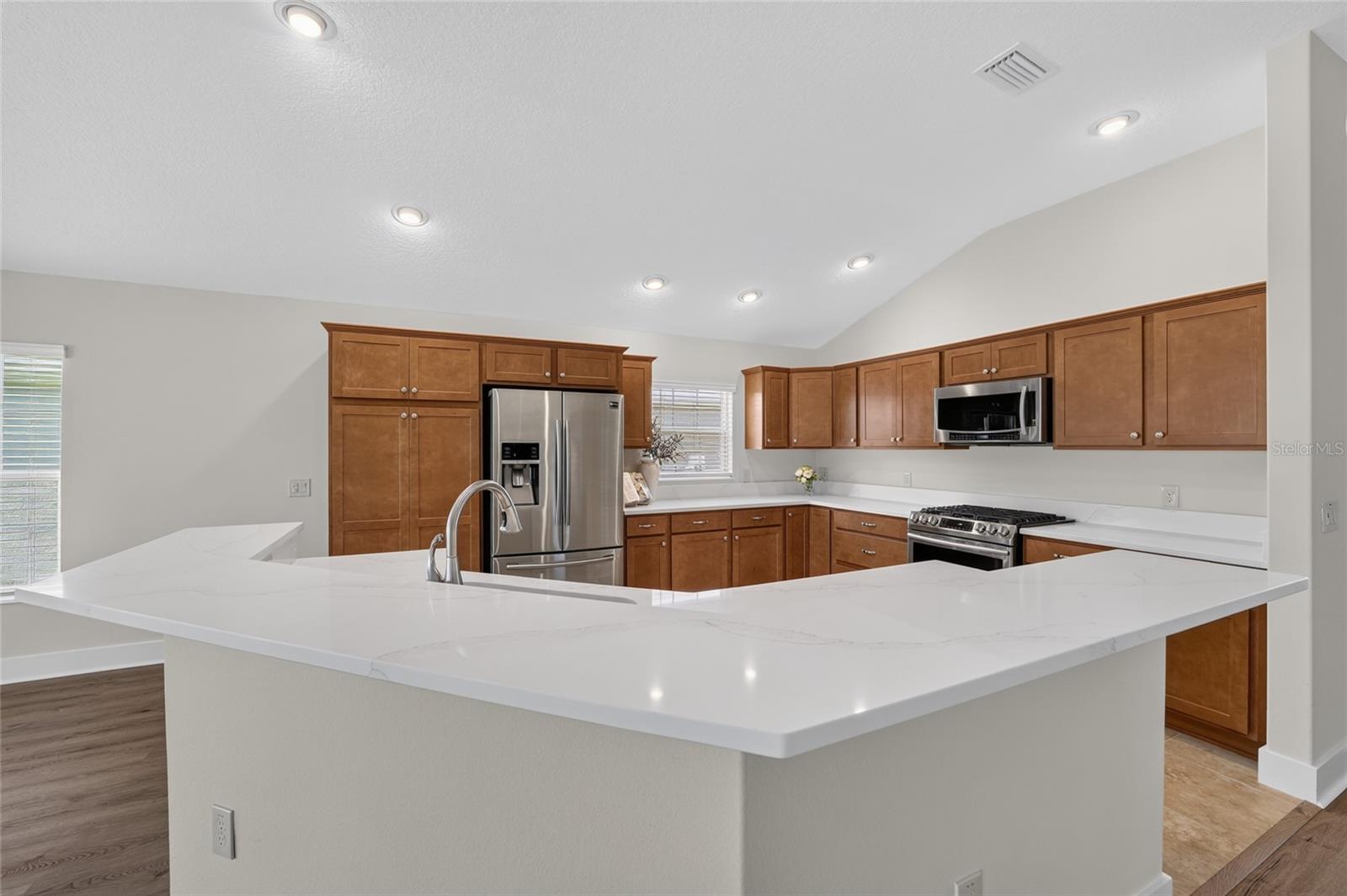 5791 Henry Loop Property Photo 11