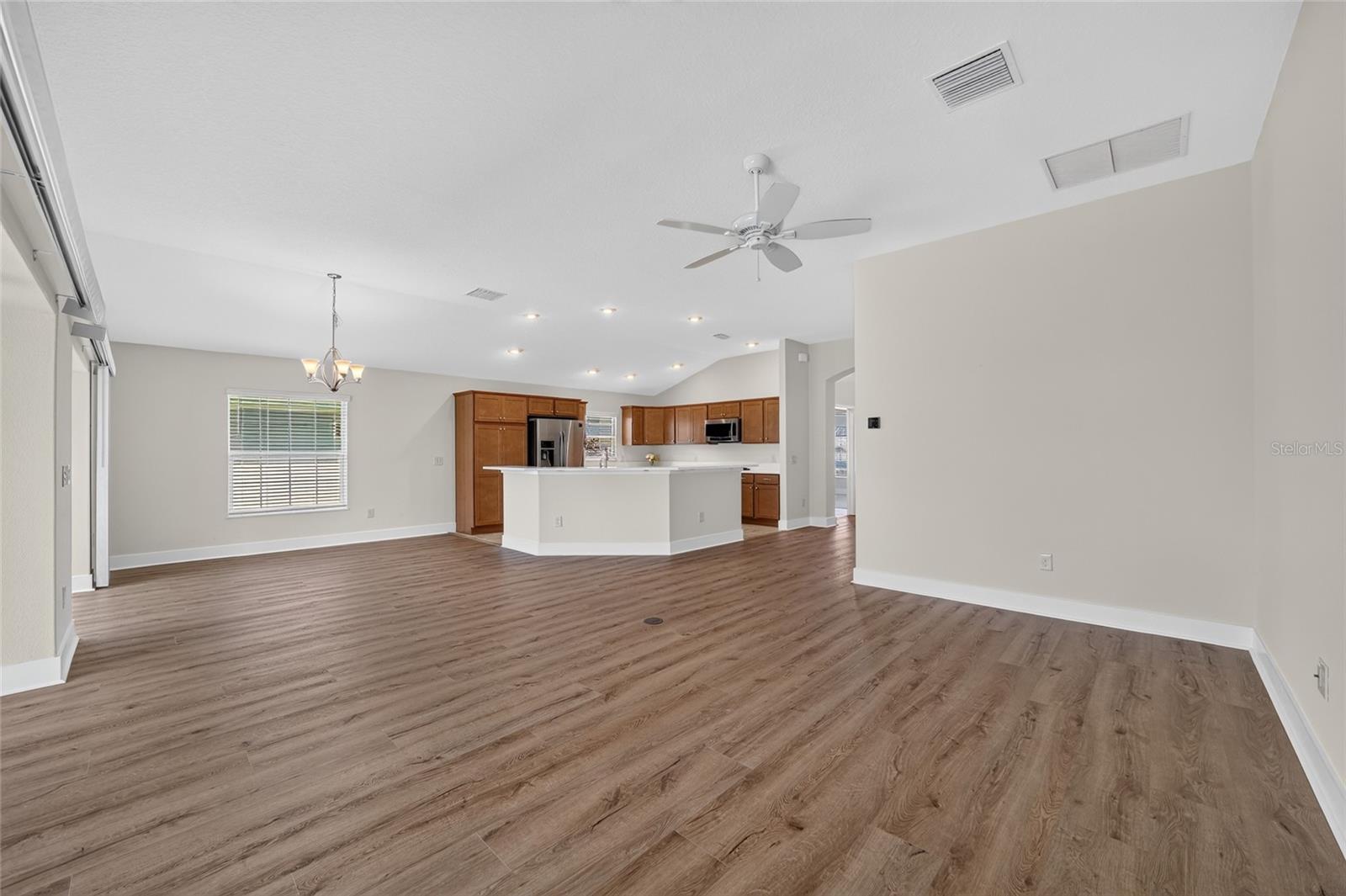 5791 Henry Loop Property Photo 17