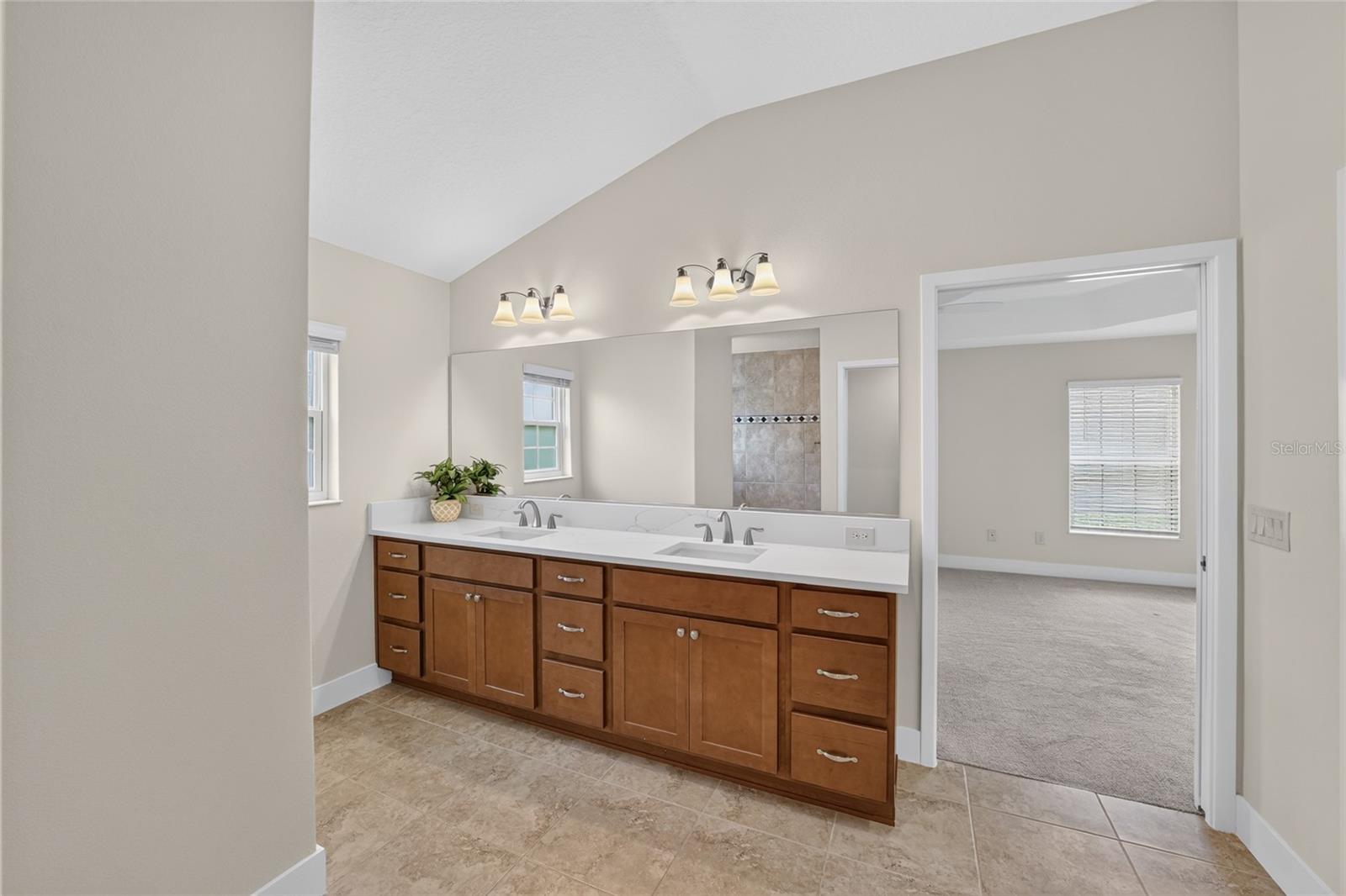 5791 Henry Loop Property Photo 24