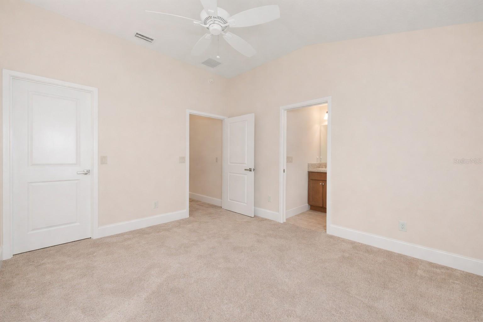 5791 Henry Loop Property Photo 31