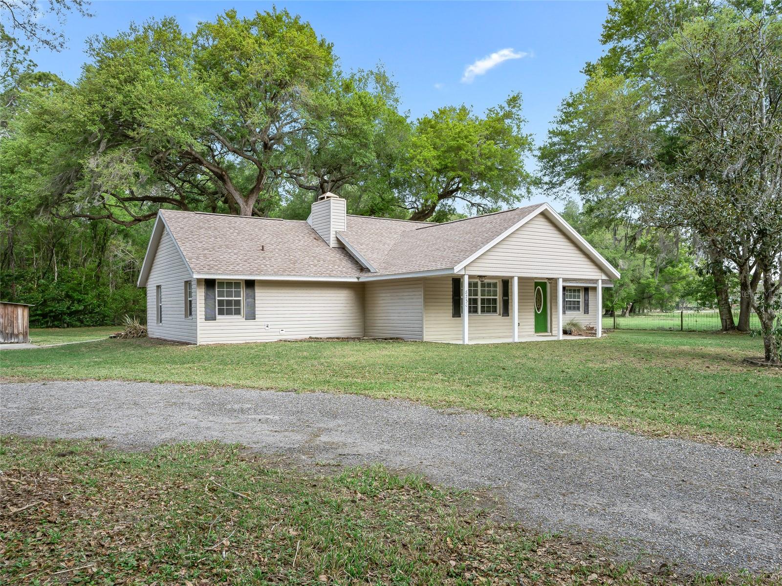 8234 S Us 301 Property Photo 1