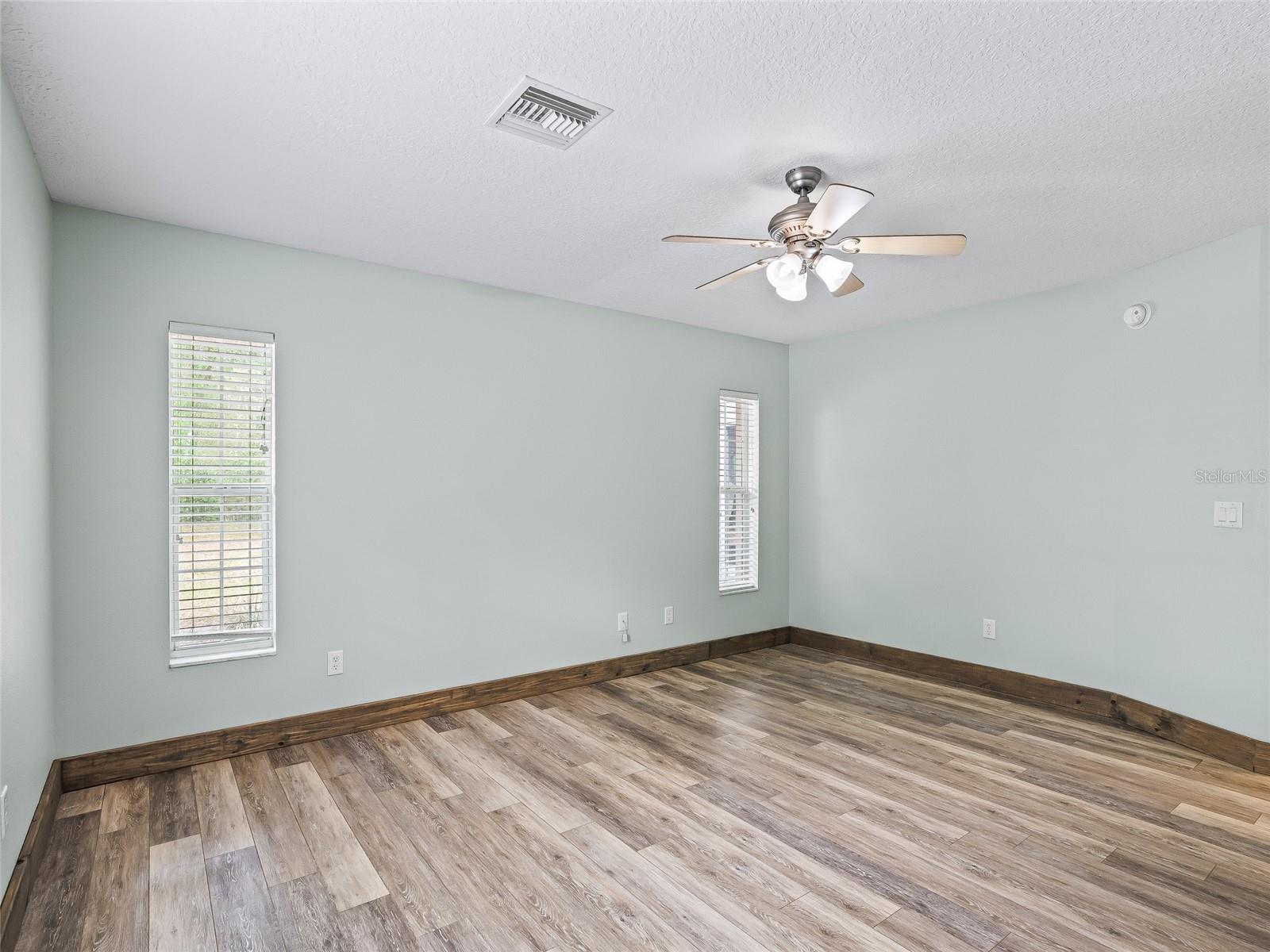 8234 S Us 301 Property Photo 14