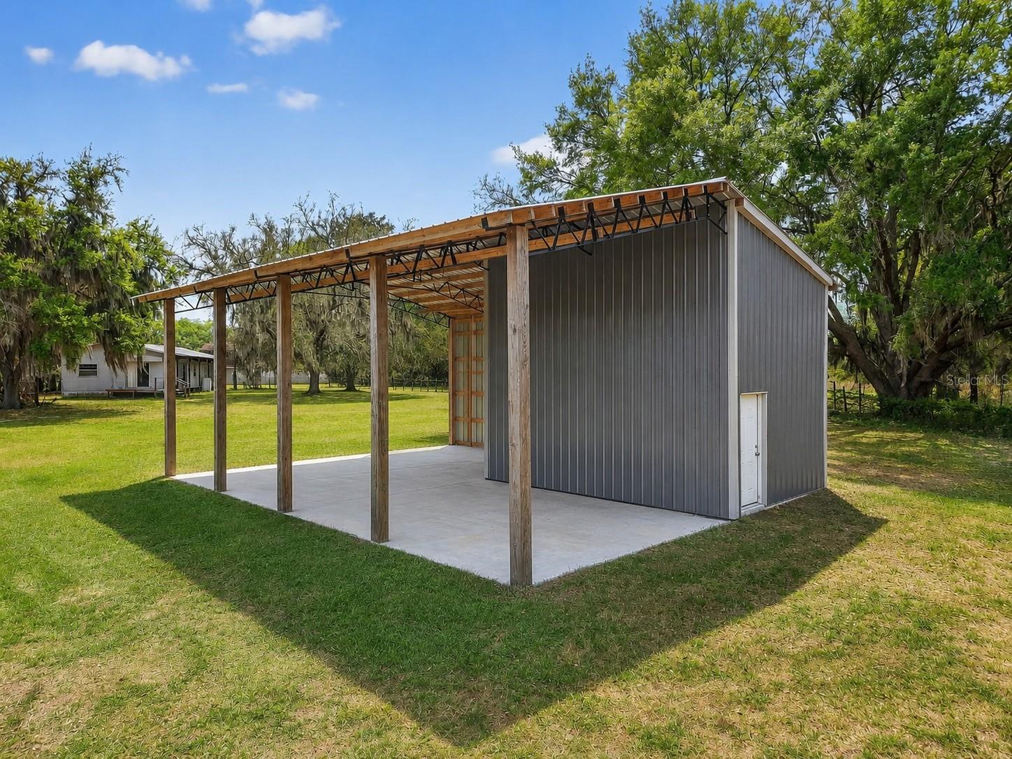 22431 Loop Rd Property Photo 22