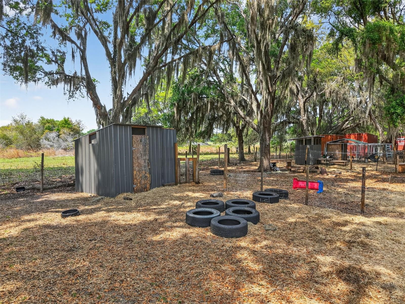 22431 Loop Rd Property Photo 24