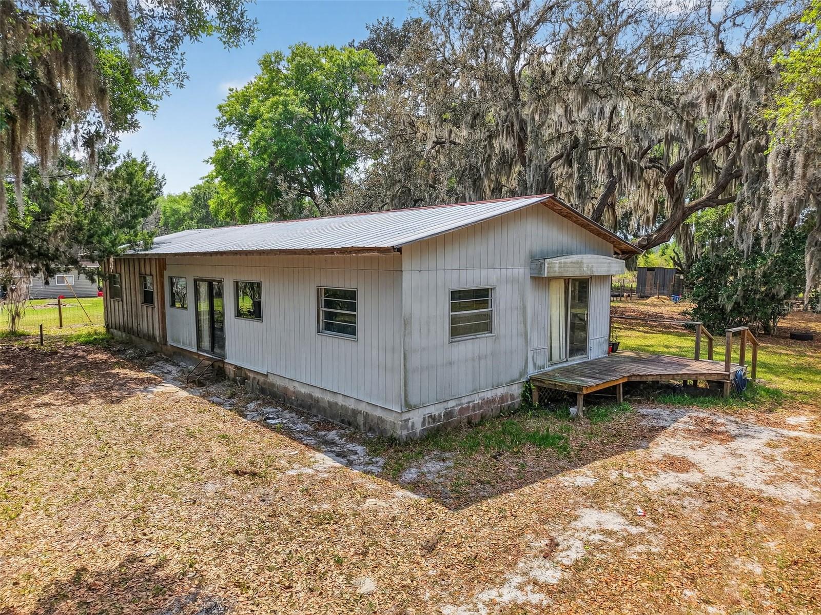 22431 Loop Rd Property Photo 25
