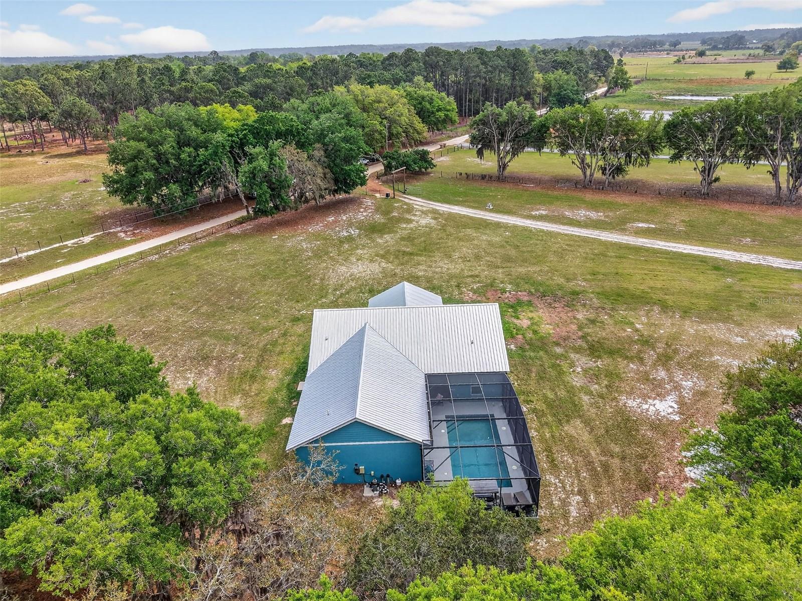 22431 Loop Rd Property Photo 30