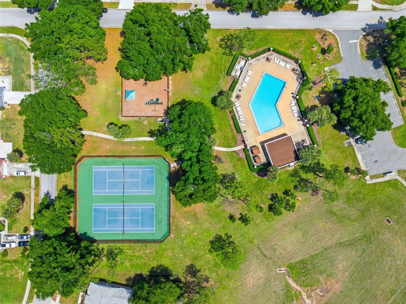 14715 Greater Pines Blvd Property Photo 2