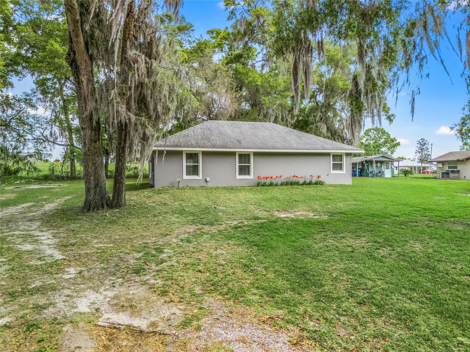 9318 Cr 649 Property Photo 1