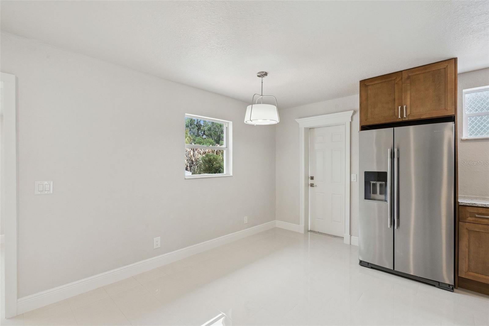 2316 N Griffin Dr Property Photo 18