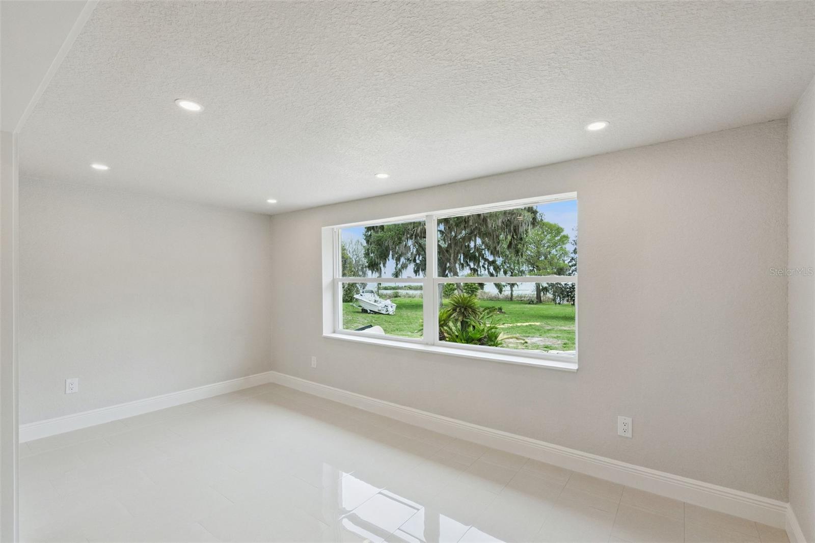 2316 N Griffin Dr Property Photo 32