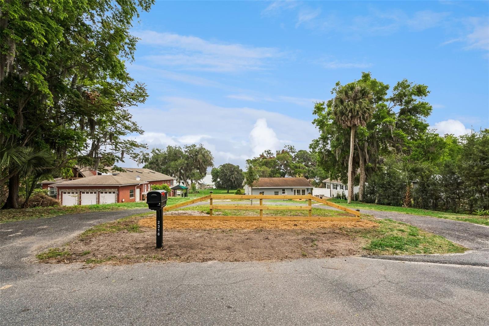 2316 N Griffin Dr Property Photo 56