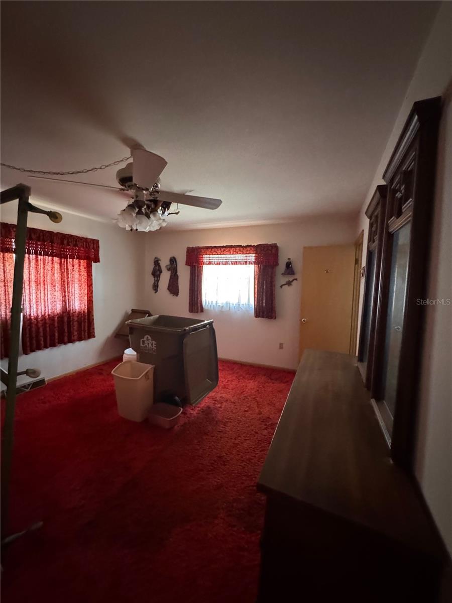 13147 Suburban Ter Property Photo 12
