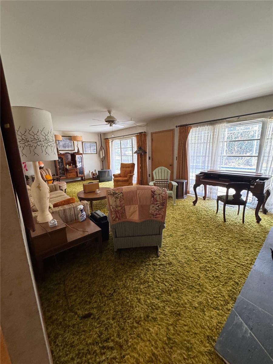 13147 Suburban Ter Property Photo 18