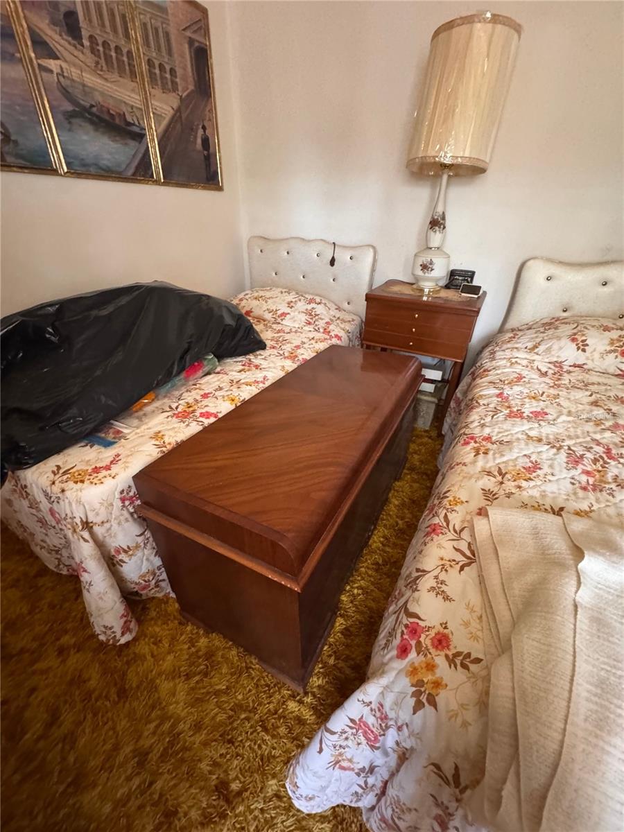 13147 Suburban Ter Property Photo 19