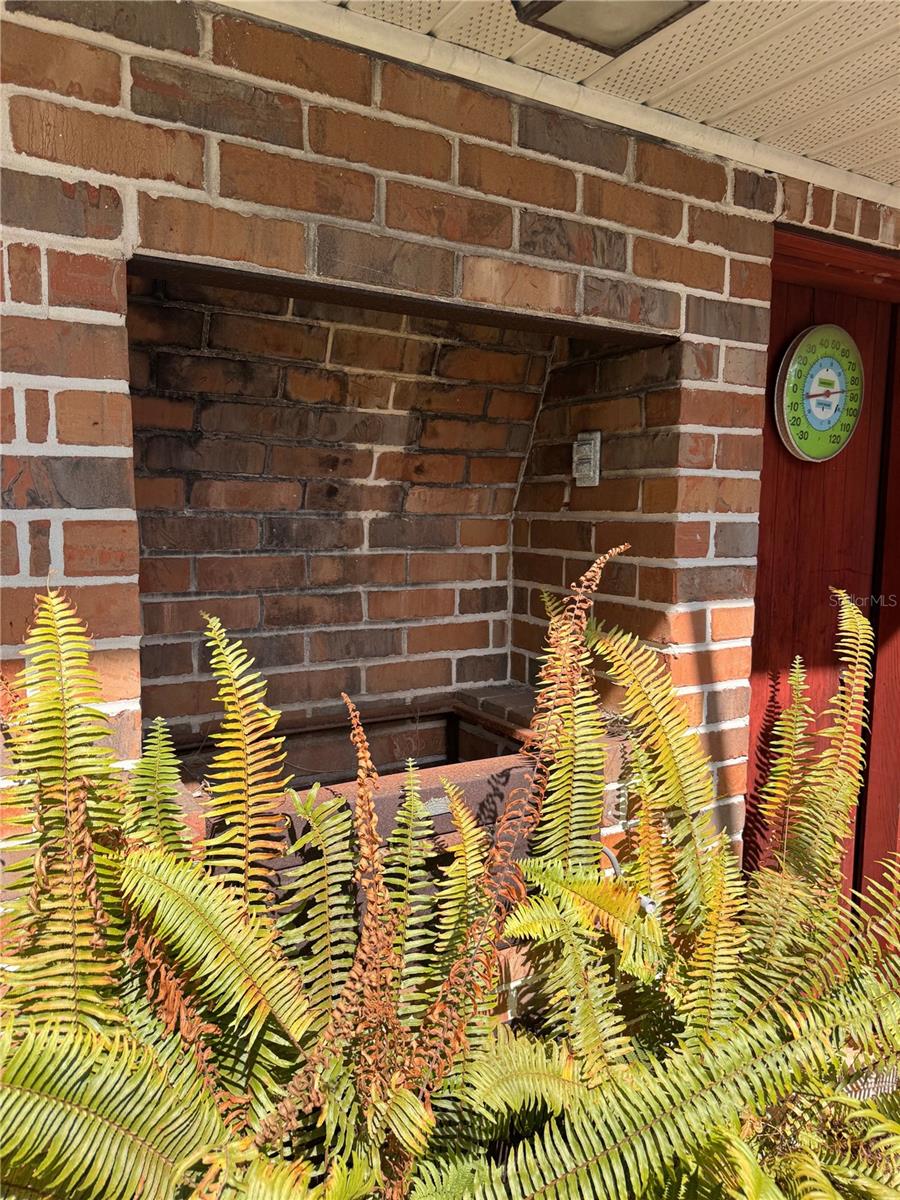 13147 Suburban Ter Property Photo 20