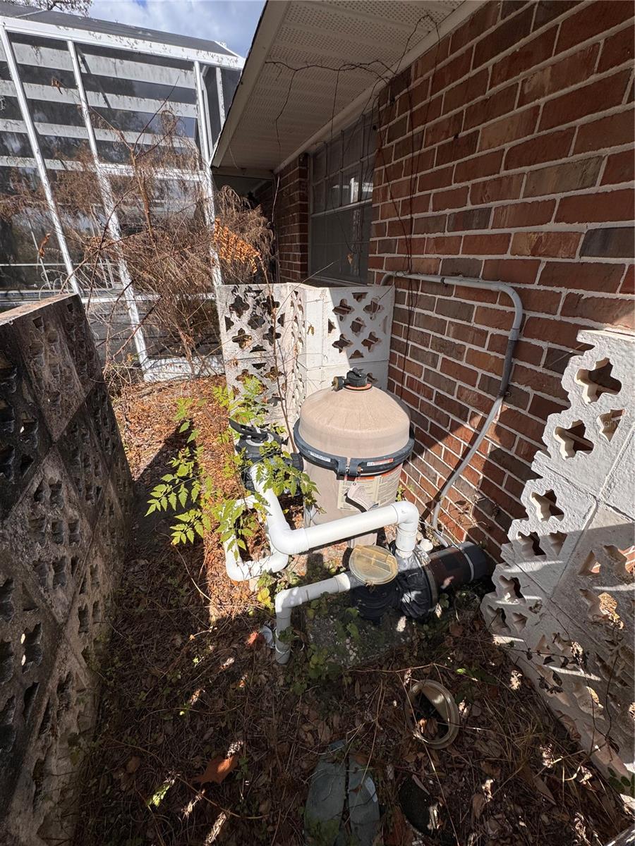 13147 Suburban Ter Property Photo 36