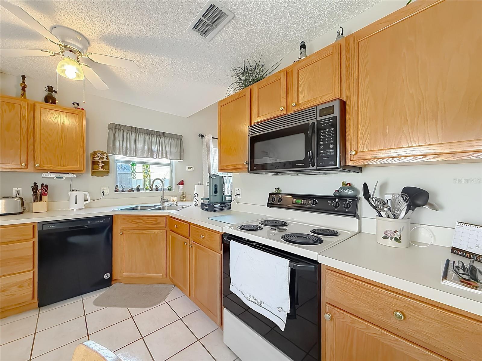 4844 Heron Run Cir Property Photo 6