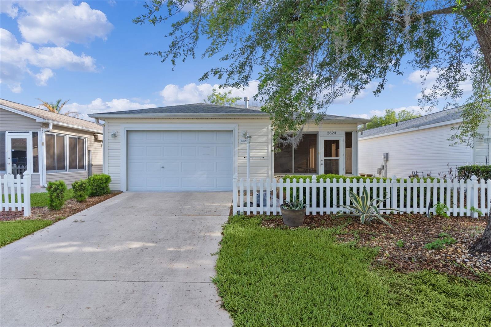 2623 Ascot Loop Property Photo 1