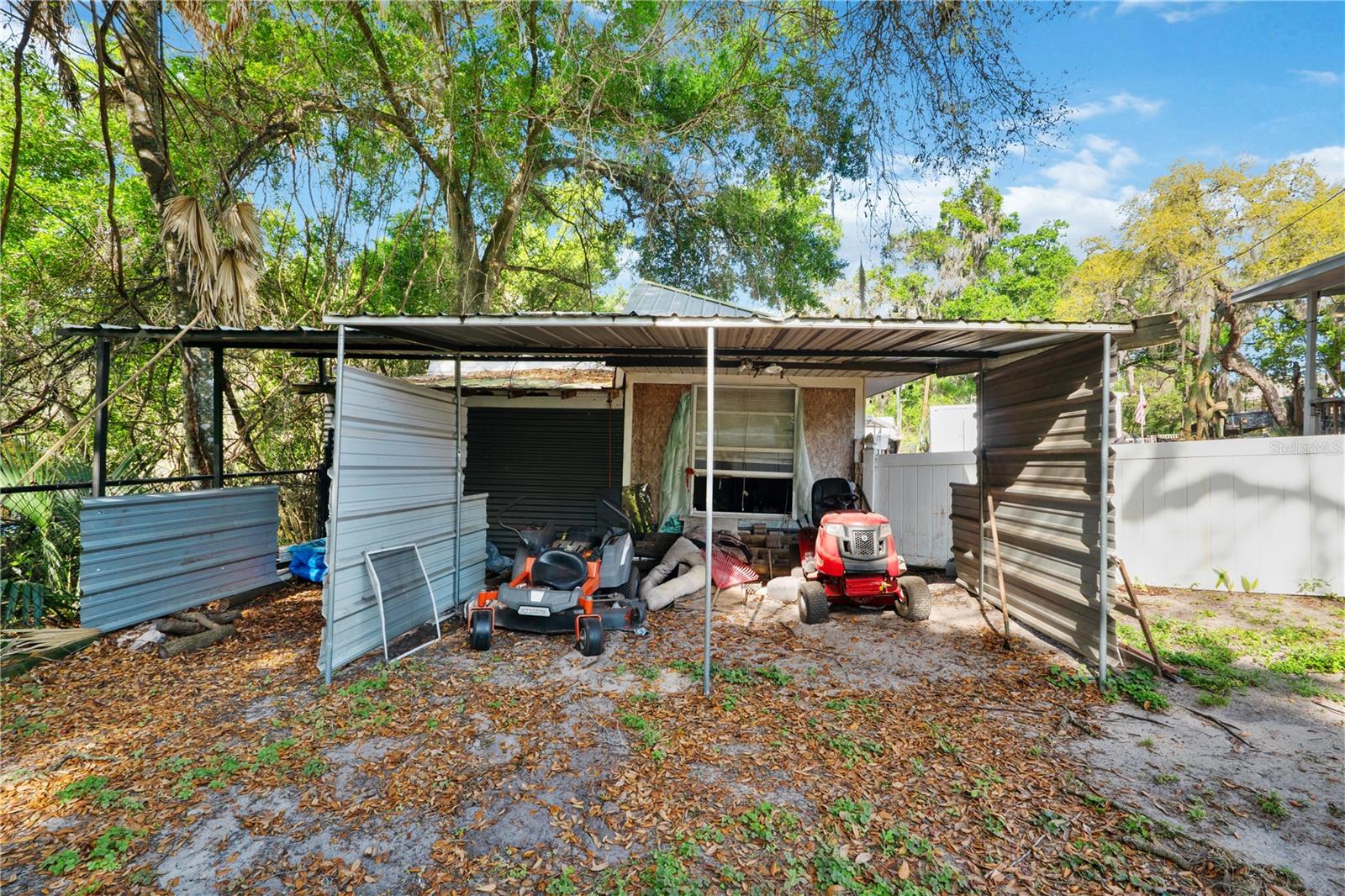 270 W Mcclendon St Property Photo 42