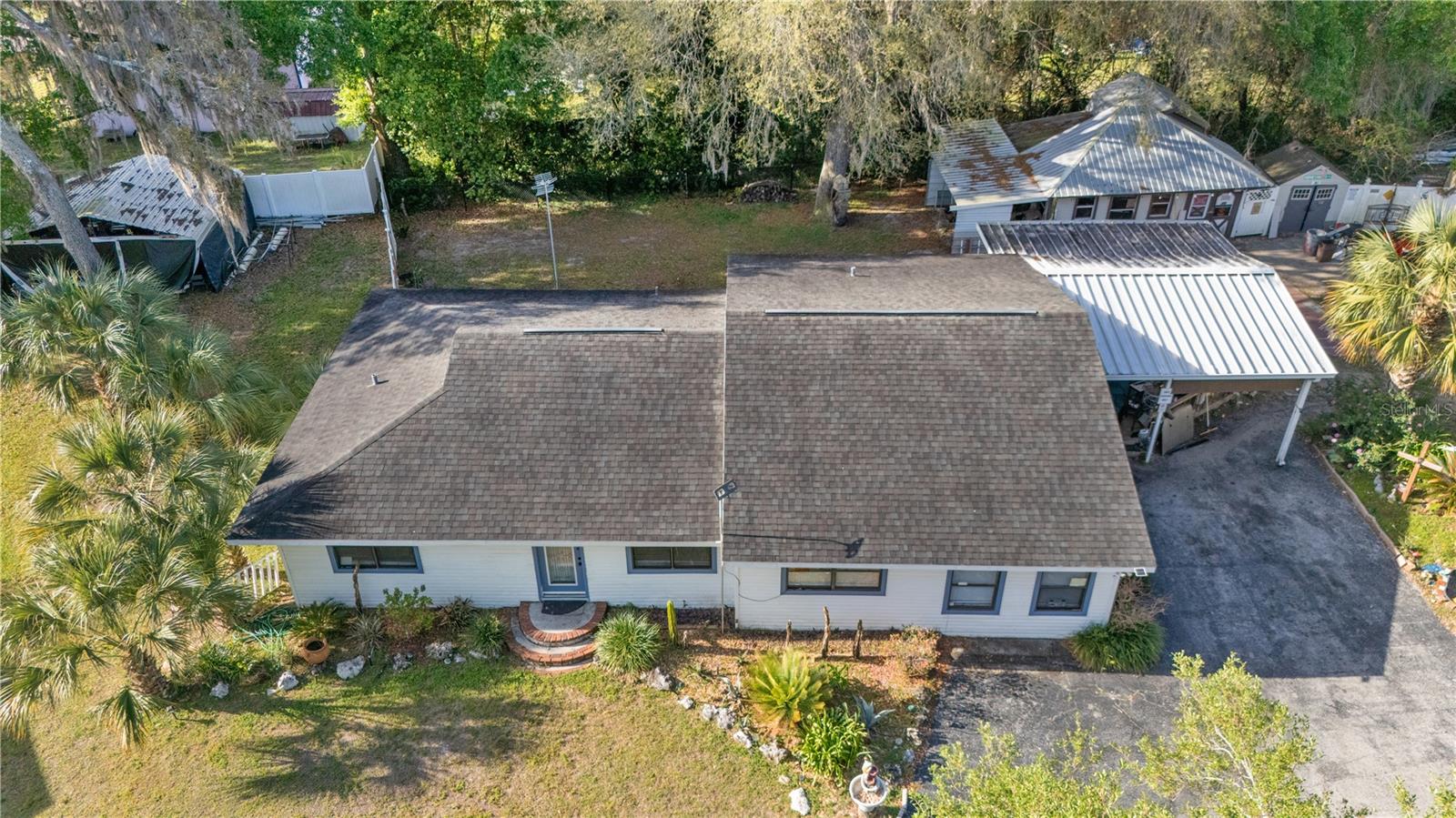 270 W Mcclendon St Property Photo 43