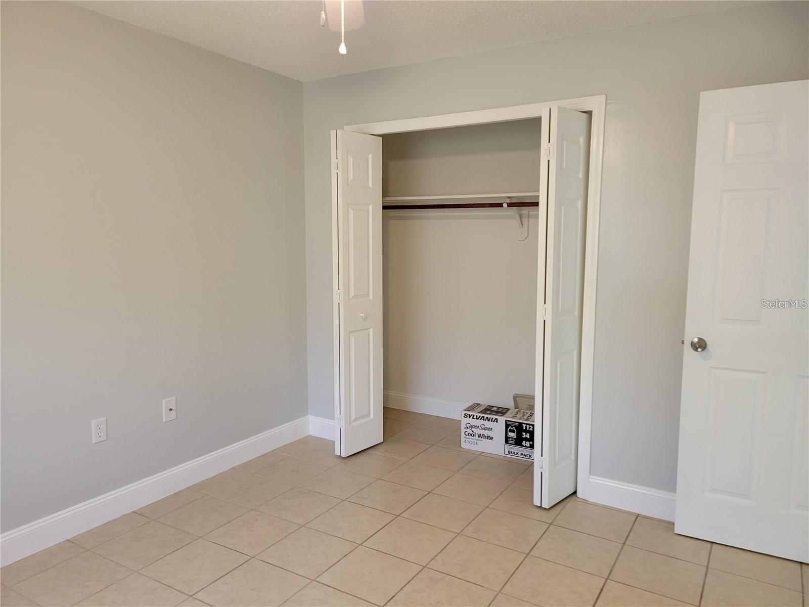 807 Mclain Ct Property Photo 5