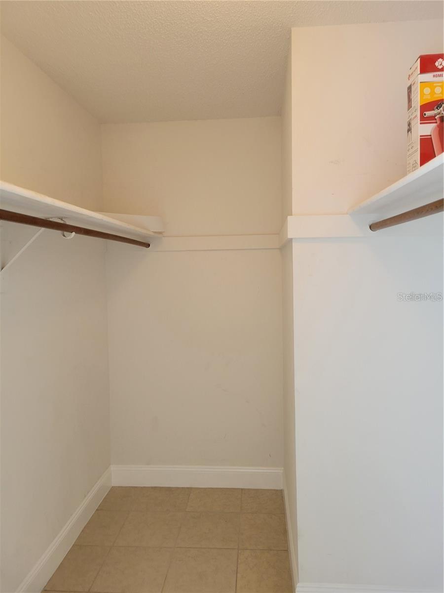 807 Mclain Ct Property Photo 28
