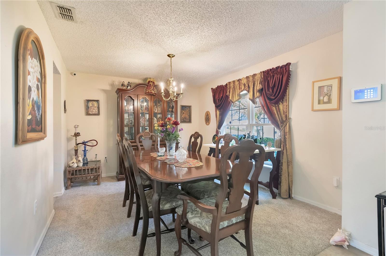 16012 Horizon Ct Property Photo 5