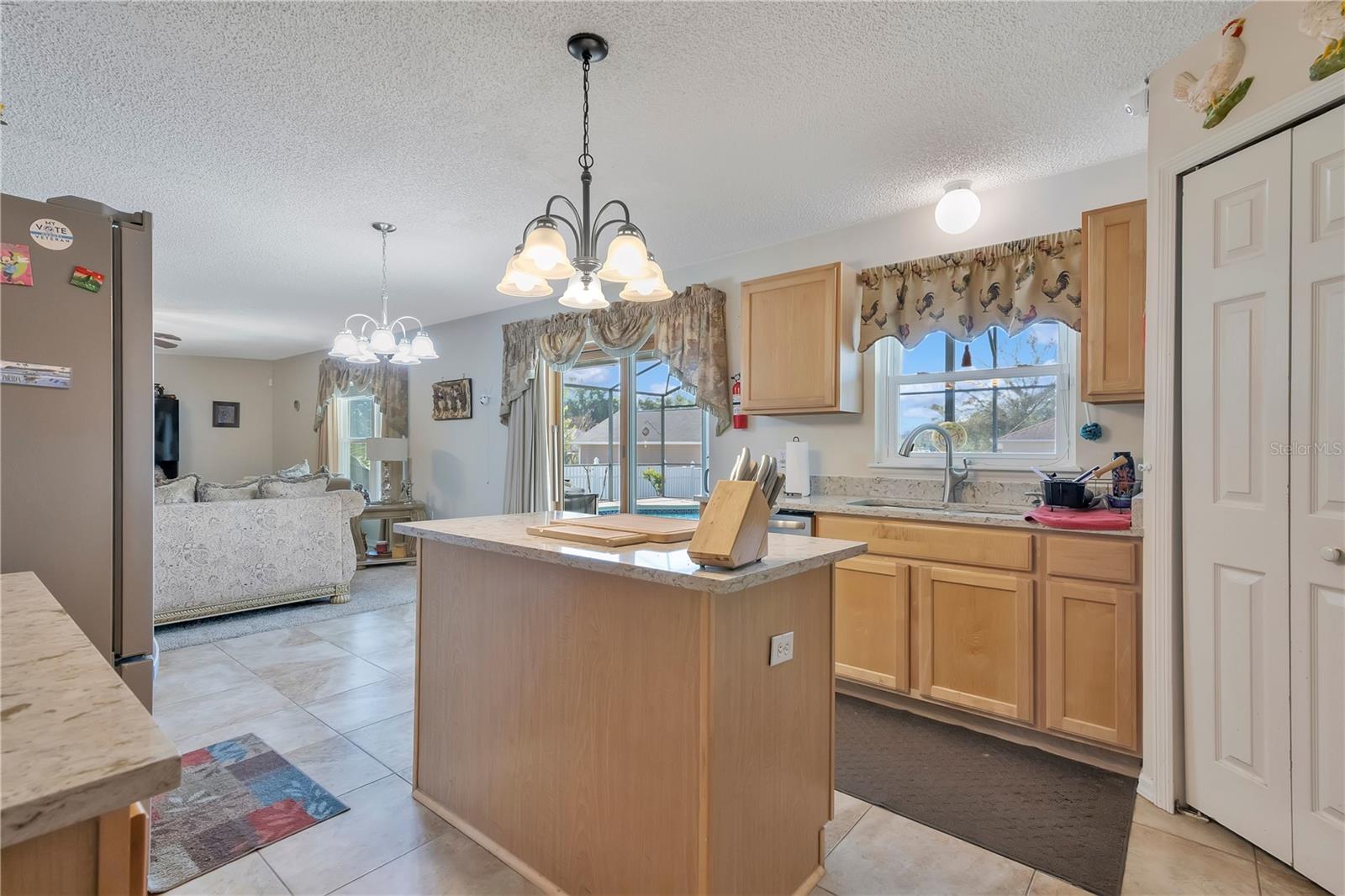 16012 Horizon Ct Property Photo 12