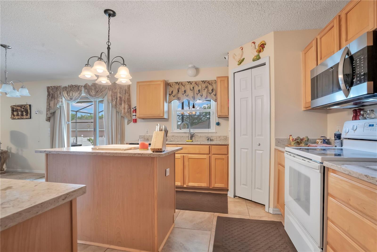 16012 Horizon Ct Property Photo 46