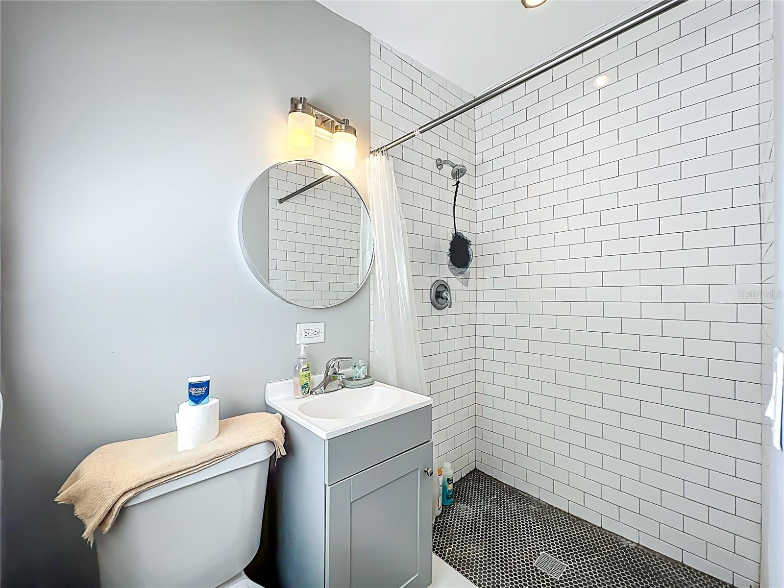 1700 Edmundshire Rd Property Photo 27