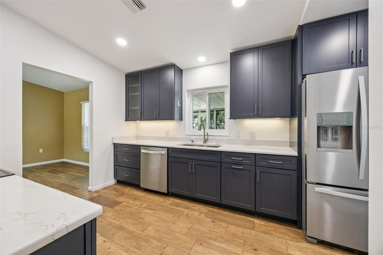 80 Whitcomb Ave Property Photo 7