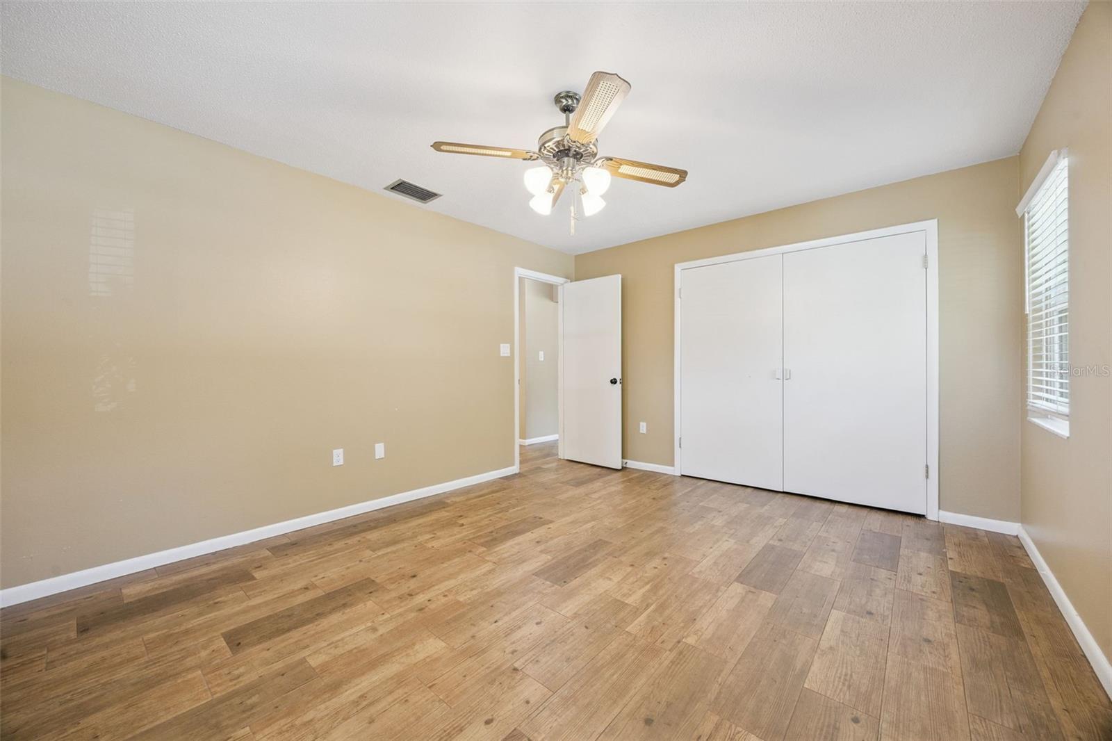 80 Whitcomb Ave Property Photo 15