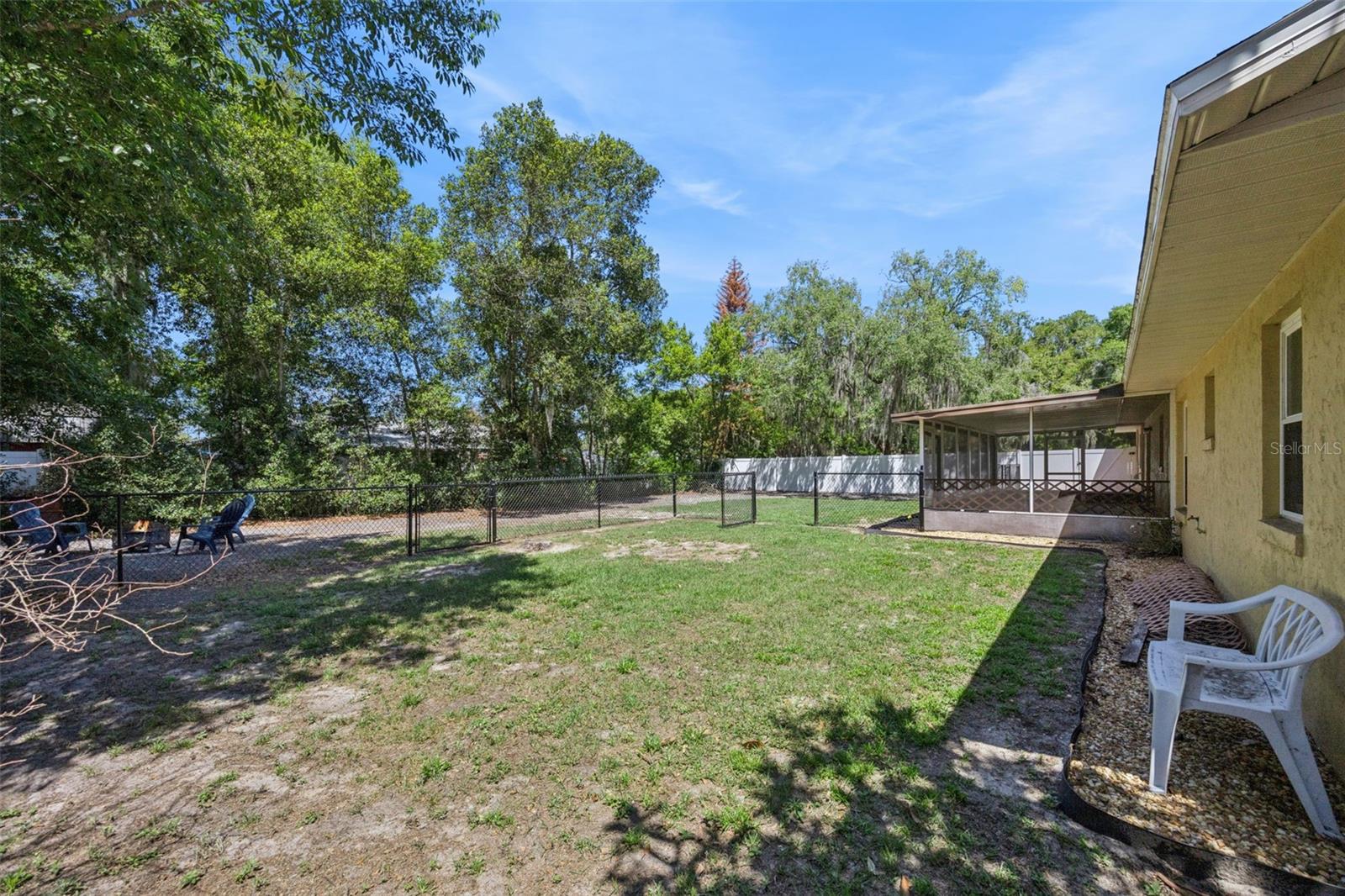 80 Whitcomb Ave Property Photo 17